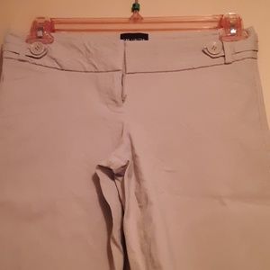 Limited drew fit shorts